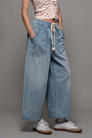 Jane Light Wash Wide Leg Jean