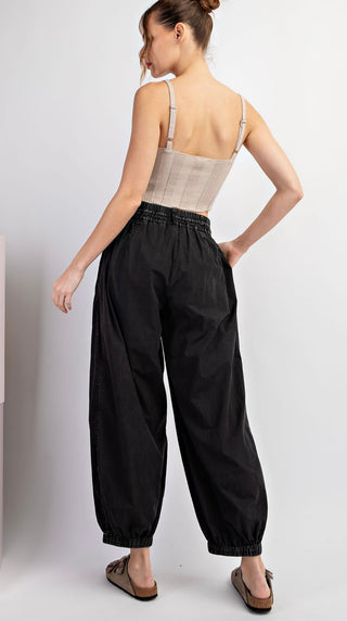 Pleated Jogger Pant