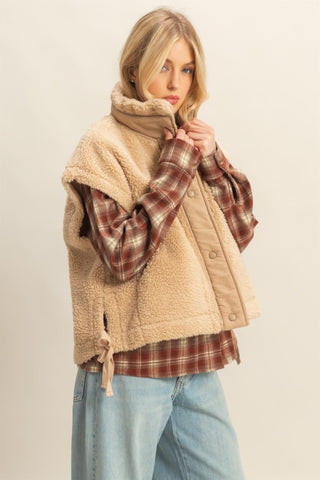 Aspen Oversized Sherpa Vest